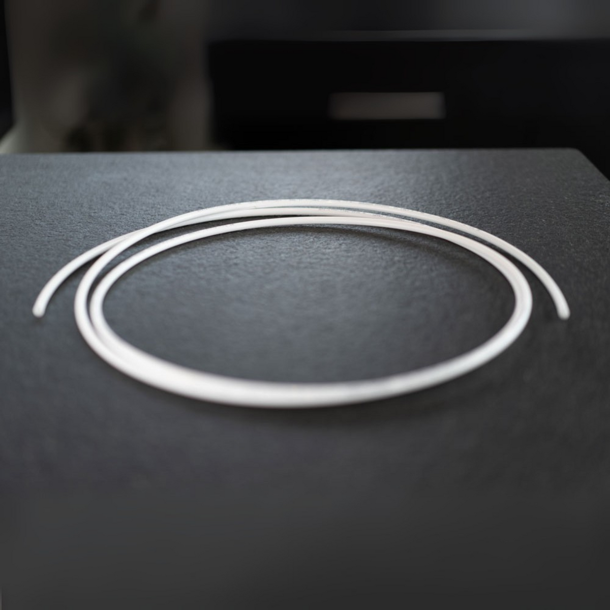 Vue détaillée du tuyau de distributeur d'eau John Guest 1/4 pouce de 6,25 mm de diamètre
